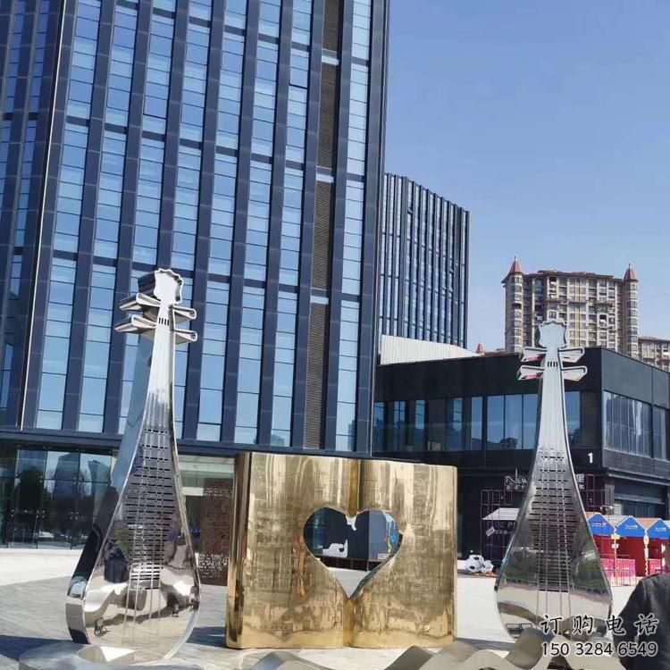 街道小提琴雕塑廠(chǎng)家 現(xiàn)代擺件 鏡面不銹鋼小提琴雕塑 街道小提琴雕塑廠(chǎng)家 現(xiàn)代擺件 鏡面不銹鋼小提琴雕塑