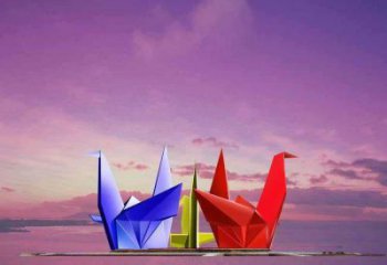 大型商場(chǎng)千紙鶴雕塑廠家 仿真擺件 烤漆不銹鋼千紙鶴雕塑生產(chǎn)