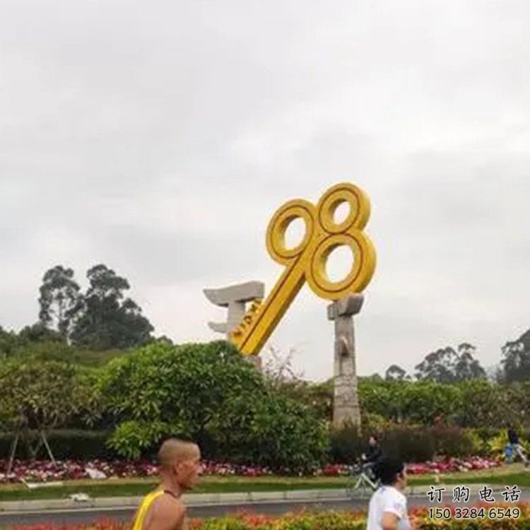 創(chuàng)意鑰匙雕塑廠家 現(xiàn)代小品 公園不銹鋼鑰匙雕塑廠