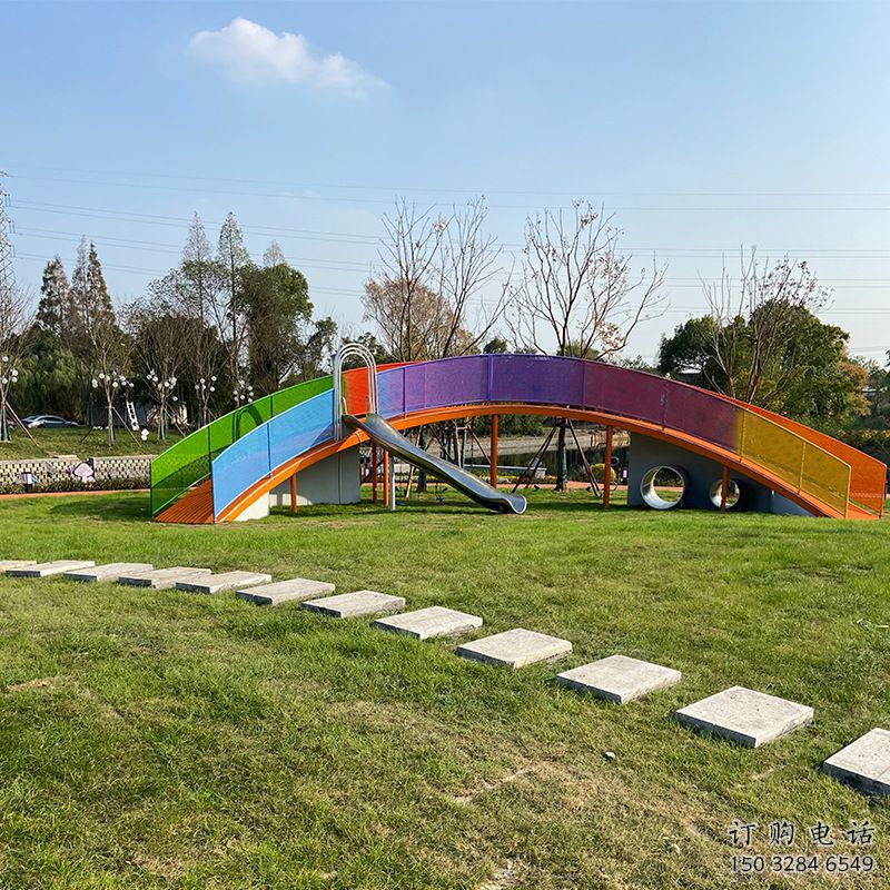 鏤空滑梯雕塑廠家 園林小品 住宅小區(qū)不銹鋼滑梯雕塑廠 鏤空滑梯雕塑廠家 園林小品 住宅小區(qū)不銹鋼滑梯雕塑廠