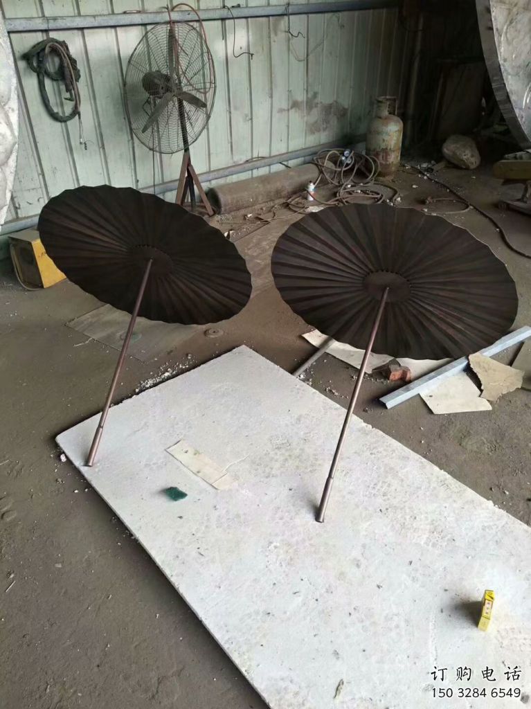 抽象雨傘雕塑廠家 仿古公園小品 大型不銹鋼雨傘雕塑廠 抽象雨傘雕塑廠家 仿古公園小品 大型不銹鋼雨傘雕塑廠