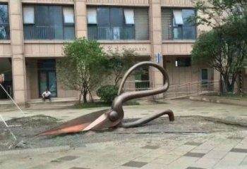 烤漆剪刀雕塑廠家 仿古公園小品 廣場(chǎng)不銹鋼剪刀雕塑廠