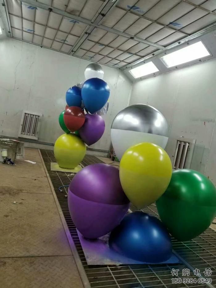 現(xiàn)代氣球雕塑廠家 大型別墅區(qū)擺件 烤漆氣球雕塑廠