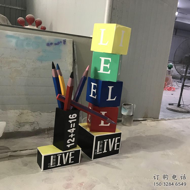 異形鋼筆雕塑廠家 現(xiàn)代公園小品 廣場不銹鋼鋼筆雕塑廠