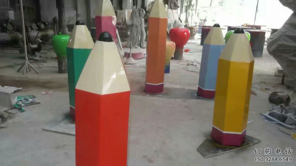 彩繪鉛筆雕塑廠家 抽象創(chuàng)意擺件 街頭不銹鋼鉛筆雕塑加工廠