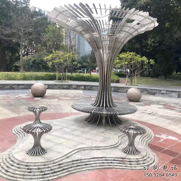 廣場(chǎng)雨傘雕塑廠家 公園小品 拉絲不銹鋼雨傘雕塑廠 廣場(chǎng)雨傘雕塑廠家 公園小品 拉絲不銹鋼雨傘雕塑廠
