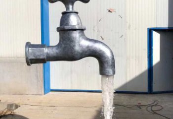 創(chuàng)意水龍頭雕塑廠家 抽象小品 公園水龍頭雕塑廠