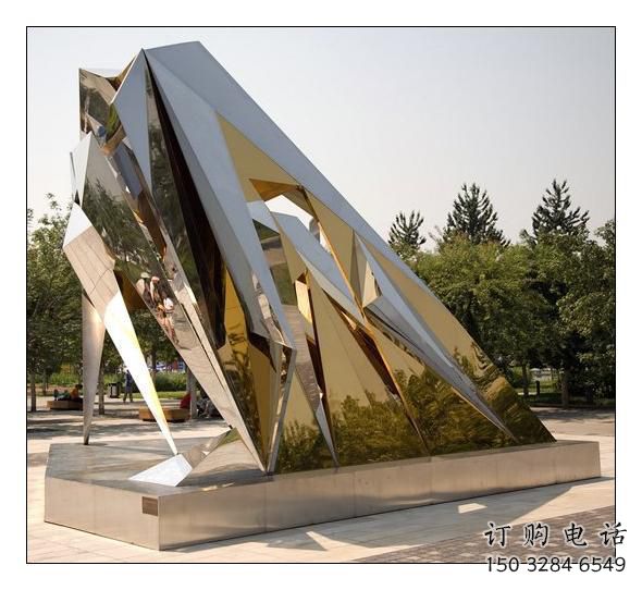 中式竹葉雕塑廠家 鏡面公園小品 游樂場不銹鋼竹葉雕塑廠 中式竹葉雕塑廠家 鏡面公園小品 游樂場不銹鋼竹葉雕塑廠