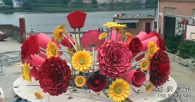 戶(hù)外太陽(yáng)花雕塑廠家 噴漆小品 大型不銹鋼太陽(yáng)花雕塑廠
