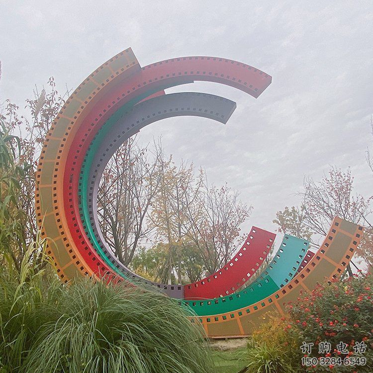 創(chuàng)意膠卷雕塑廠(chǎng)家 烤漆小品 公園不銹鋼膠卷雕塑廠(chǎng)