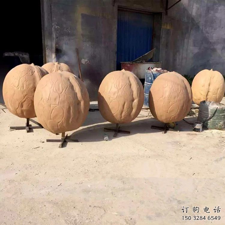 大型核桃雕塑廠家 鍛造小品 創(chuàng)意核桃雕塑定制 大型核桃雕塑廠家 鍛造小品 創(chuàng)意核桃雕塑定制