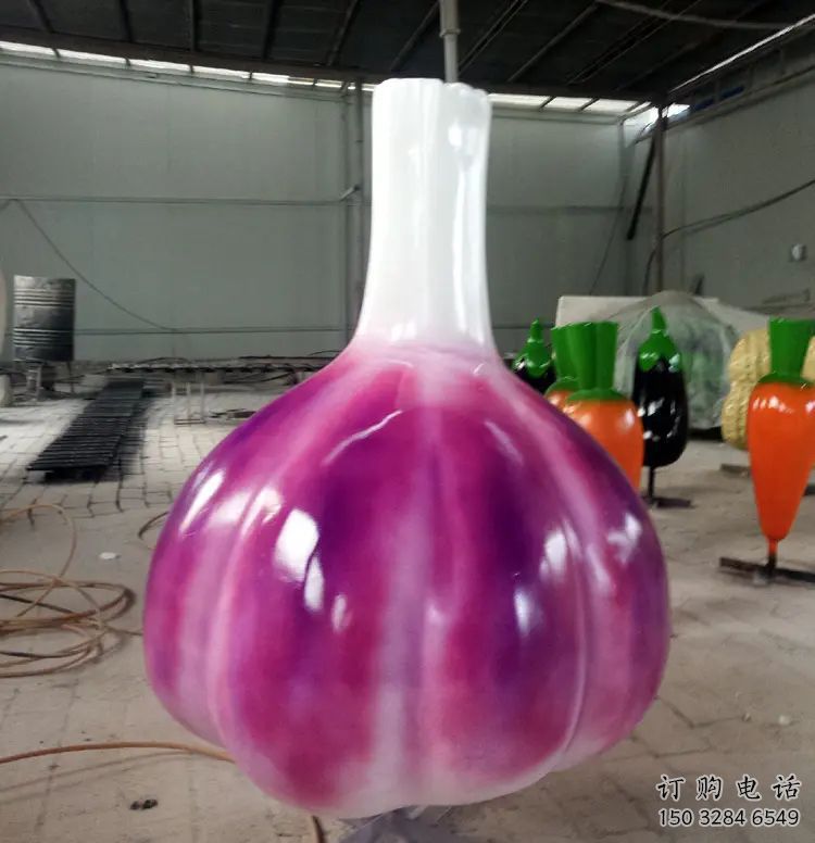 抽象大蒜雕塑廠家 仿真彩繪小品 廣場(chǎng)大蒜雕塑廠 抽象大蒜雕塑廠家 仿真彩繪小品 廣場(chǎng)大蒜雕塑廠