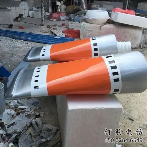 街頭牙膏雕塑廠家 大型別墅區(qū)擺件 現(xiàn)代不銹鋼牙膏雕塑廠 街頭牙膏雕塑廠家 大型別墅區(qū)擺件 現(xiàn)代不銹鋼牙膏雕塑廠