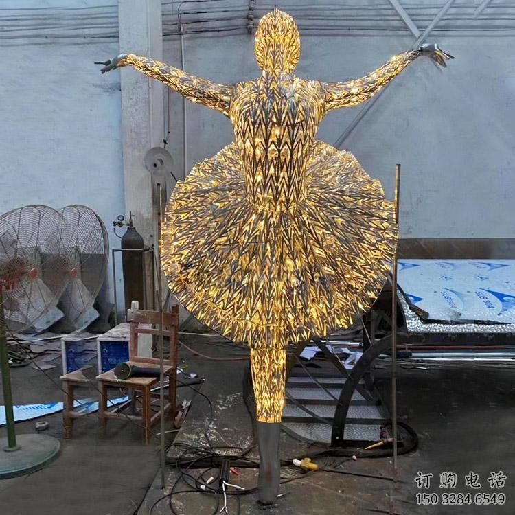 鏤空舞女雕塑廠家 園林小品 廣場不銹鋼舞女雕塑價格 鏤空舞女雕塑廠家 園林小品 廣場不銹鋼舞女雕塑價格