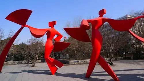 現(xiàn)代扭秧歌雕塑廠家 大型擺件 抽象幾何不銹鋼扭秧歌雕塑 現(xiàn)代扭秧歌雕塑廠家 大型擺件 抽象幾何不銹鋼扭秧歌雕塑