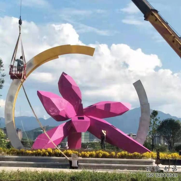 幾何玉蘭花雕塑廠(chǎng)家 廣場(chǎng)小品 戶(hù)外鏤空不銹鋼玉蘭花雕塑 幾何玉蘭花雕塑廠(chǎng)家 廣場(chǎng)小品 戶(hù)外鏤空不銹鋼玉蘭花雕塑