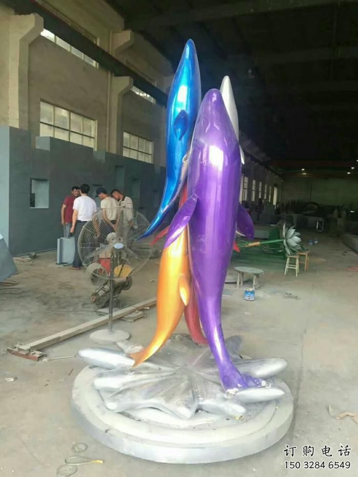 現(xiàn)代海洋生物雕塑廠家 大型別墅區(qū)擺件 烤漆海洋生物雕塑小品 現(xiàn)代海洋生物雕塑廠家 大型別墅區(qū)擺件 烤漆海洋生物雕塑小品