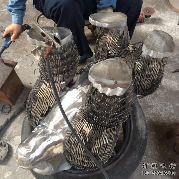 江蘇農(nóng)村猩猩雕塑，發(fā)光主題，噴砂工藝
