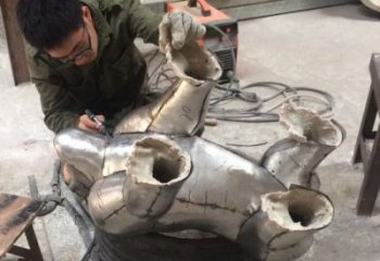 遼寧步行街猩猩雕塑，景觀主題，鍛造工藝