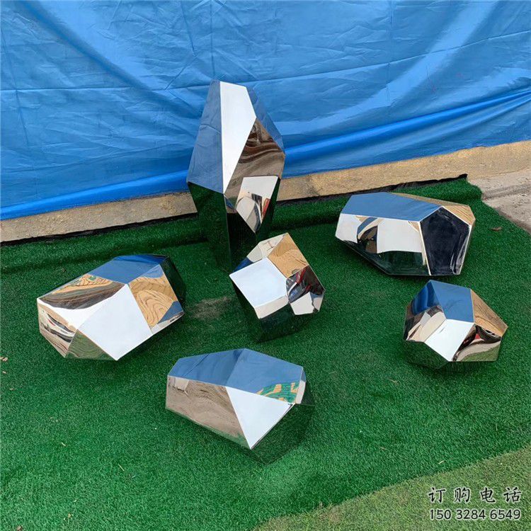 步行街石塊雕塑 游樂場(chǎng)景觀石雕塑 鑄造石頭雕塑廠家 步行街石塊雕塑 游樂場(chǎng)景觀石雕塑 鑄造石頭雕塑廠家