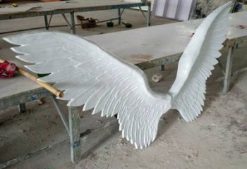 公園翅膀雕塑廠家，噴砂發(fā)光雕塑，鍛造工藝