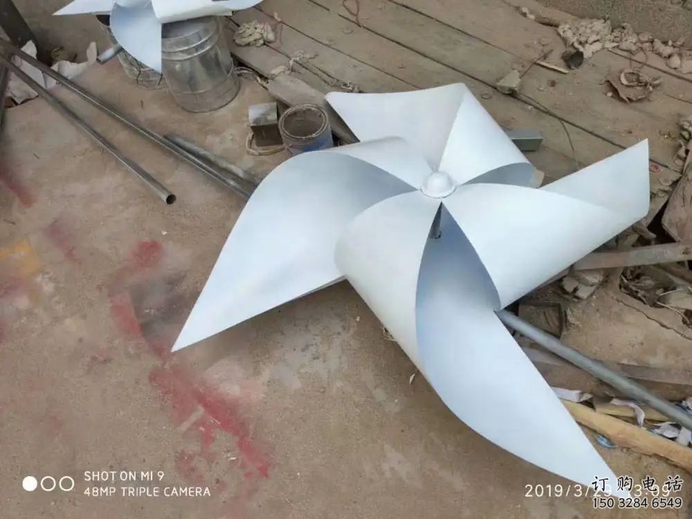 庭院風(fēng)車雕塑廠家 公園旋轉(zhuǎn)雕塑 鍛造不銹鋼雕塑