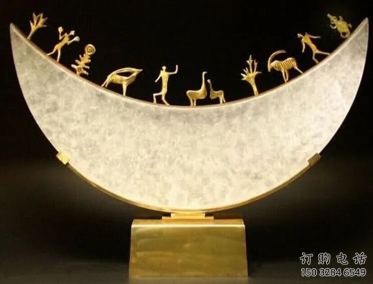 廣場(chǎng)月亮雕塑生產(chǎn)廠(chǎng)家，抽象水景雕塑，抽象效果