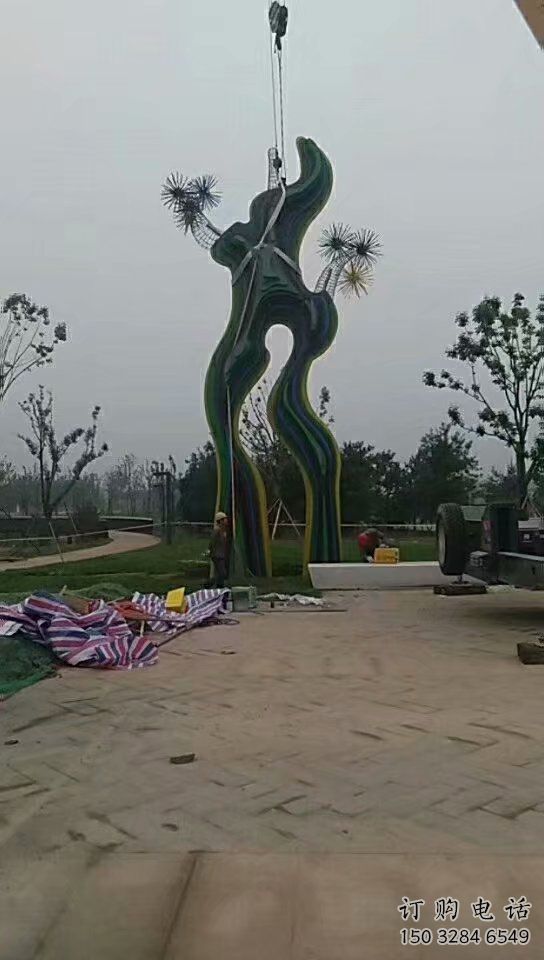 大型商場(chǎng)大門雕塑 仿真景觀雕塑 鏡面拱門雕塑生產(chǎn)商 大型商場(chǎng)大門雕塑 仿真景觀雕塑 鏡面拱門雕塑生產(chǎn)商