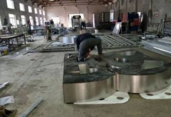 甲骨文雕塑提供，美陳雕塑，不銹鋼甲骨文雕塑制作廠家