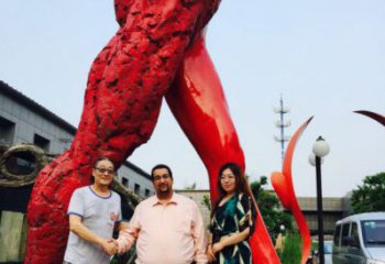 廣場人字雕塑優(yōu)價，美陳組合，不銹鋼人字雕塑廠家特供