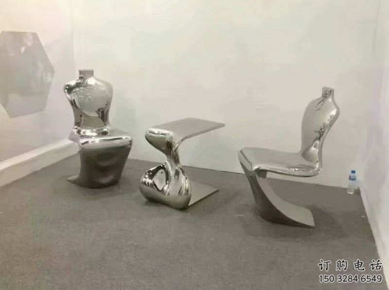 幾何坐凳雕塑，鏡面工藝，不銹鋼坐凳雕塑廠家