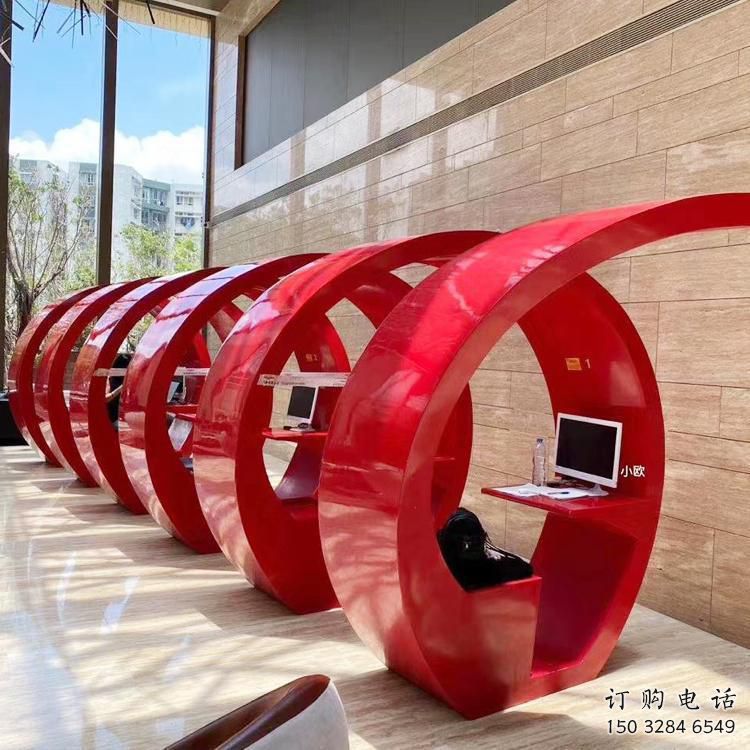 膠卷坐凳雕塑加工，現(xiàn)代美陳裝飾設(shè)計(jì)