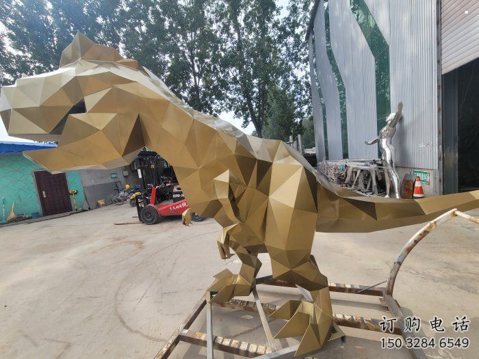 景觀恐龍雕塑供應(yīng)，公園雕塑，金屬幾何恐龍雕塑制作