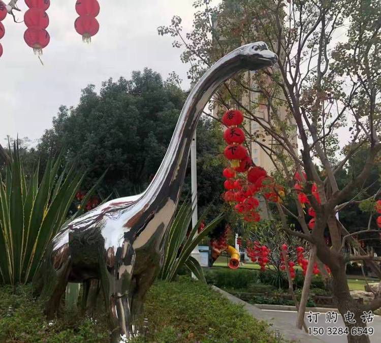 恐龍雕塑通用，花園小品，廣場鏡面恐龍雕塑廠家