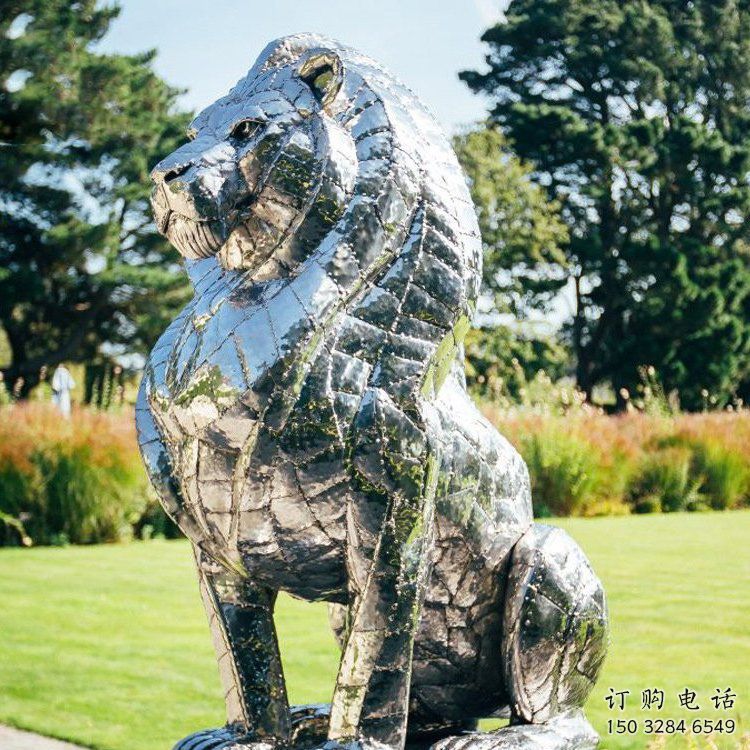 獅子雕塑訂做供需，景區(qū)雕塑，鏡面不銹鋼獅子雕塑定價
