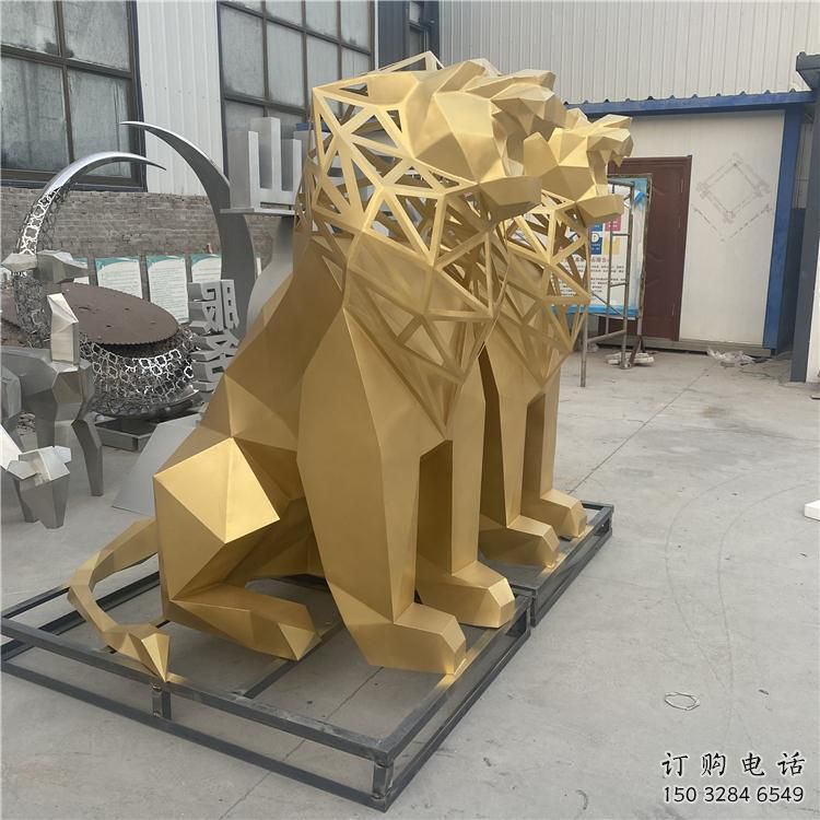 現(xiàn)代獅子雕塑定制，中式工藝，景觀不銹鋼獅子雕塑優(yōu)價