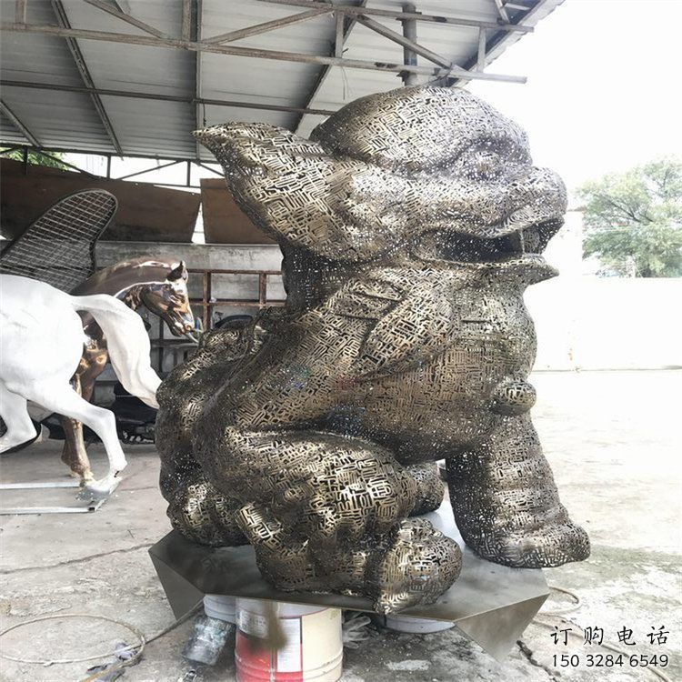 景觀獅子雕塑選定，美陳雕塑，鏤空鋼絲獅子雕塑優(yōu)選
