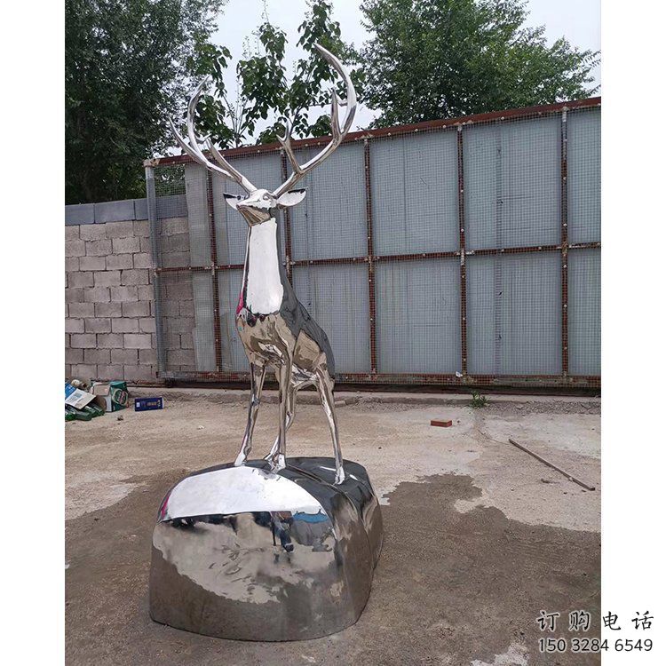 仿真小鹿雕塑制造，白鋼構(gòu)件，不銹鋼鏡面小鹿雕塑提供