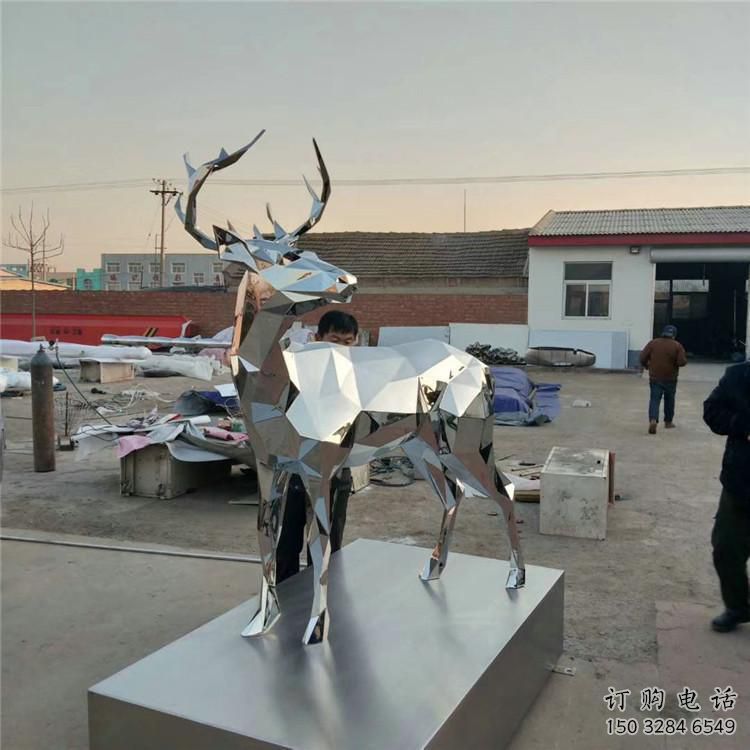小鹿雕塑供求，景觀雕塑，切面小鹿雕塑制造商