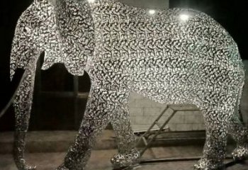 現(xiàn)代藝術(shù)大象雕塑展品，室外軟裝，鏤空大象雕塑訂做