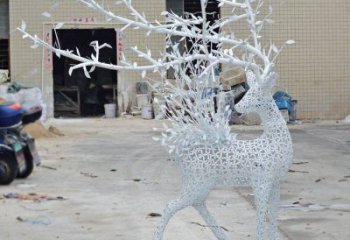 鏤空梅花鹿雕塑標準，彩鋼制作，鏤空工藝動物雕塑優(yōu)價