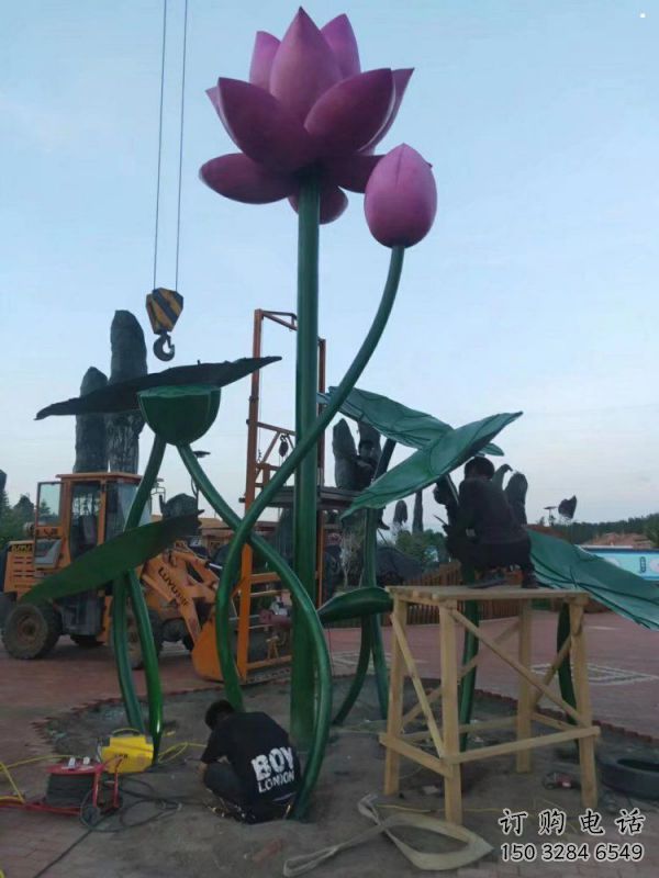 大型荷花雕塑公司，花園小品，荷花雕塑提供