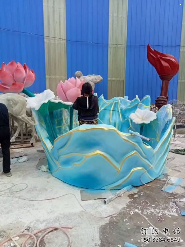 廣場荷花雕塑批發(fā)，廣場系列，仿真荷花雕塑廠家