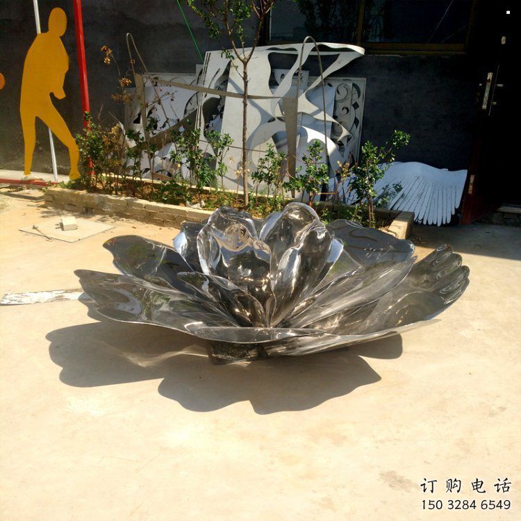 地產(chǎn)荷花雕塑定做，城區(qū)小品，景觀鏡面荷花雕塑定價