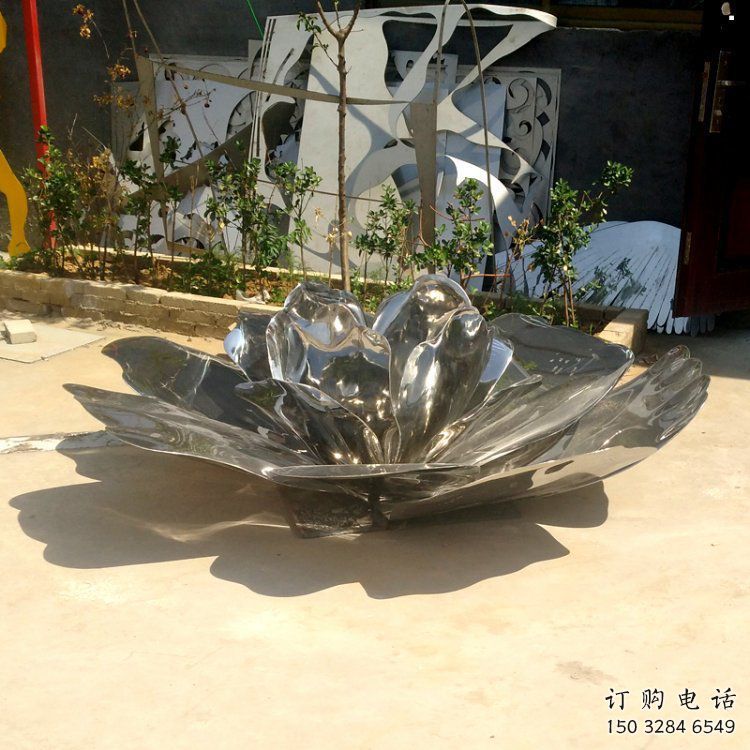 荷花雕塑訂做廠家，城市雕塑，鏡面荷花雕塑工程精品