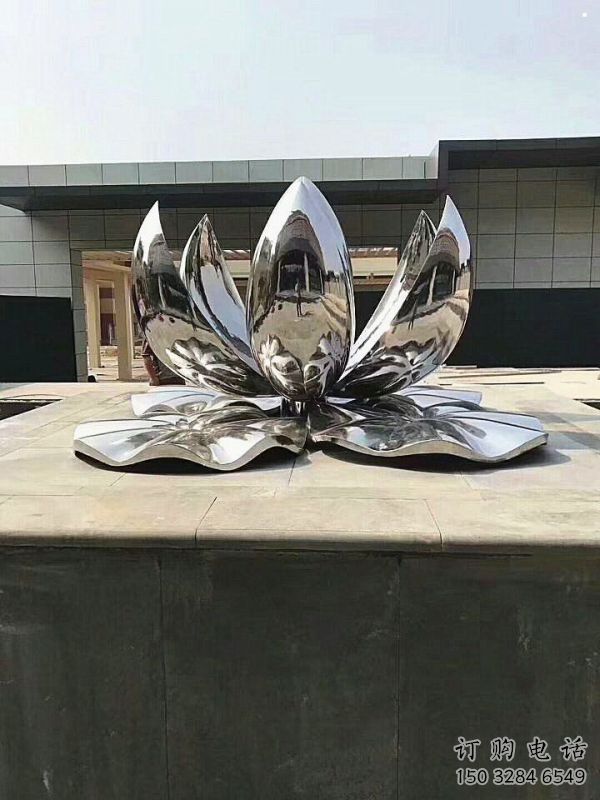 荷花雕塑提供，鏡面藝術(shù)，中式鏡面荷花雕塑通用