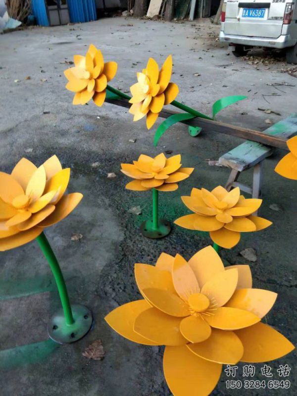 黃蓮花雕塑精選，戶外雕塑，廣場烤漆黃蓮花雕塑優(yōu)價