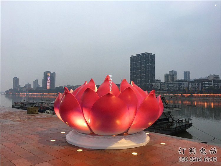 蓮花雕塑選用，透雕系列，現(xiàn)代蓮花噴泉雕塑優(yōu)價