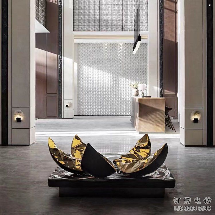 花瓣雕塑定做，小區(qū)擺件，鏡面不銹鋼花瓣雕塑制作