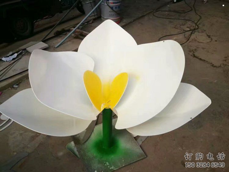 蘭花雕塑承接，景區(qū)案例，公園蘭花花朵雕塑定制廠家